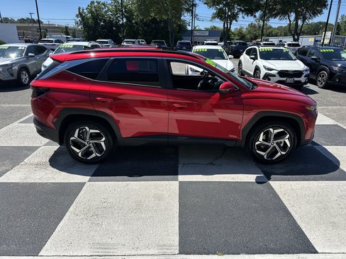 Used 2022 Hyundai Tucson SEL w/ Convenience + Premium Package AWD/4WD image 4