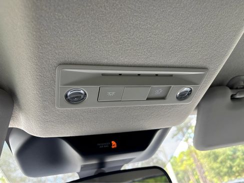 New 2026 Nissan Kicks SV image 32