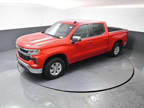 Used 2025 Chevrolet Silverado 1500 LT w/ Work Truck Package AWD/4WD image 19