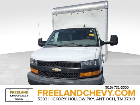 Used 2020 Chevrolet Express 3500 w/ Driver Convenience Package image 6