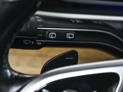 Used 2023 Mercedes-Benz GLS 450 4MATIC image 44