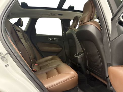 Used 2019 Volvo XC60 T6 Inscription w/ Protection Package Premier AWD/4WD image 14
