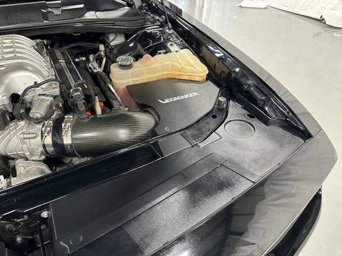 Used 2016 Dodge Challenger SRT Hellcat RWD image 58