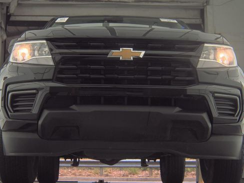 Used 2021 Chevrolet Colorado LT w/ Fleet Safety Package RWD image 3