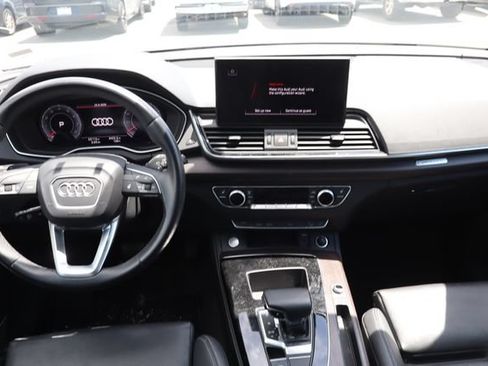 Used 2024 Audi Q5 2.0T Premium Plus AWD/4WD image 8