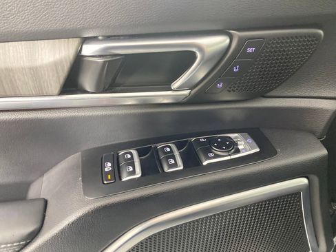 Used 2024 Kia Telluride SX image 12