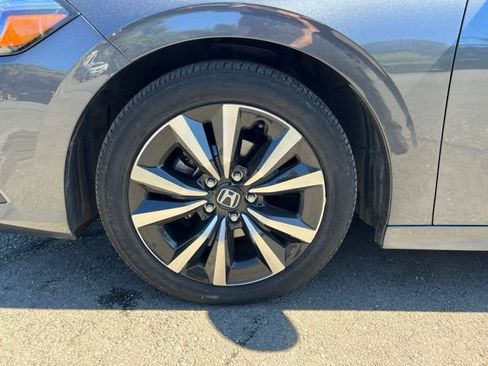 Used 2022 Honda Civic EX image 10