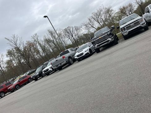 Used 2024 GMC Sierra 1500 Elevation AWD/4WD image 17