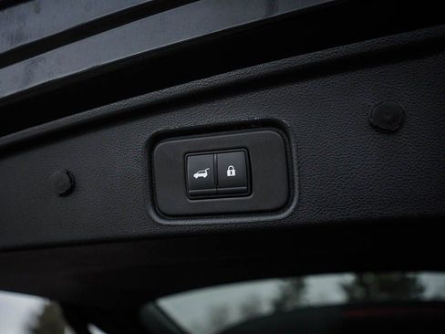 New 2025 Nissan Pathfinder SL w/ Lighting Package (N92) image 9