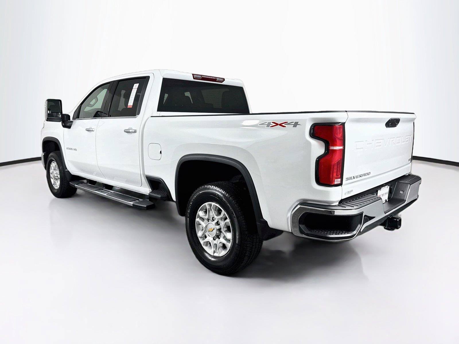 Used 2026 Chevrolet Silverado 2500 LTZ AWD/4WD image 13