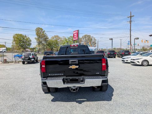 Used 2019 Chevrolet Silverado 3500 LTZ w/ LTZ Plus Package image 8