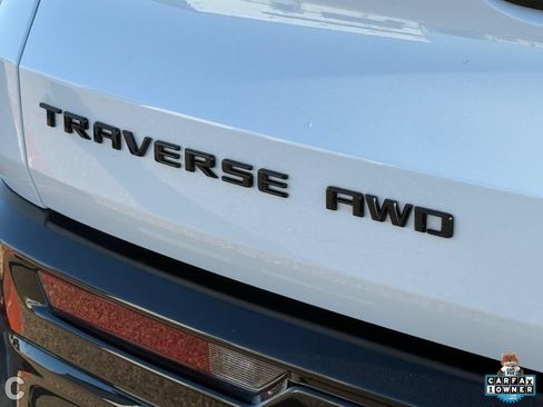 Used 2026 Chevrolet Traverse RS AWD/4WD image 15