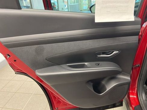 Used 2025 Hyundai Tucson SEL image 17