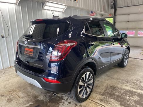 Used 2021 Buick Encore Preferred AWD/4WD image 12