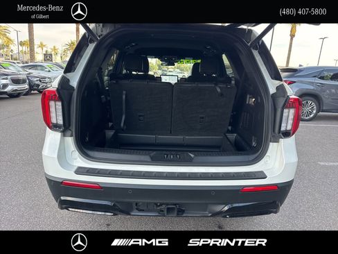 Used 2025 Ford Explorer ST-Line AWD/4WD image 6