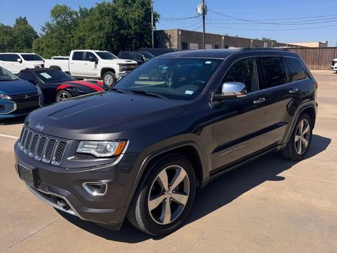 Used 2016 Jeep Grand Cherokee Overland AWD/4WD image 3