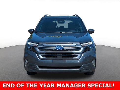 Used 2025 Subaru Forester Premium w/ Convenience Package #1 image 9
