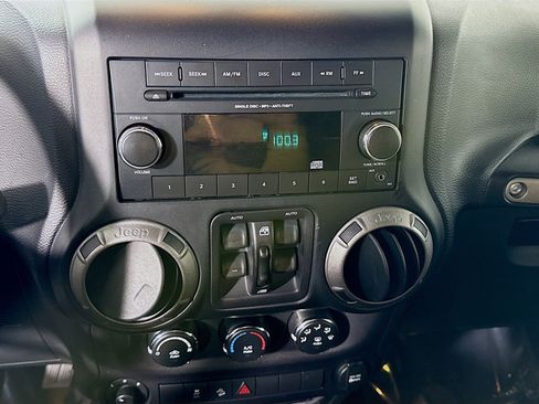 Used 2016 Jeep Wrangler Unlimited Sport w/ Quick Order Package 24S image 18