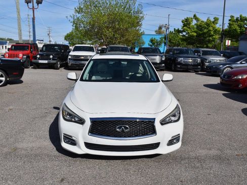 Used 2015 INFINITI Q50 Premium w/ Navigation Package AWD/4WD image 4