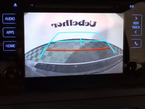 Used 2017 Toyota Sienna XLE image 30