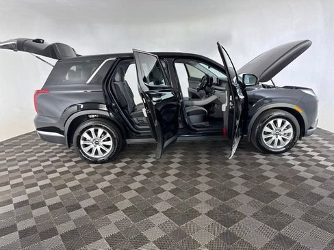 Used 2025 Hyundai Palisade SE AWD/4WD image 17
