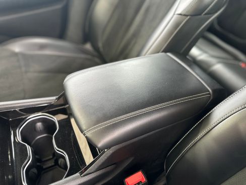 Used 2023 Jeep Grand Cherokee Altitude image 32