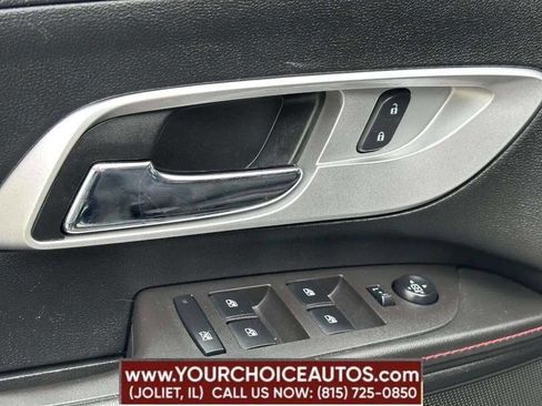 Used 2015 Chevrolet Equinox LT image 13