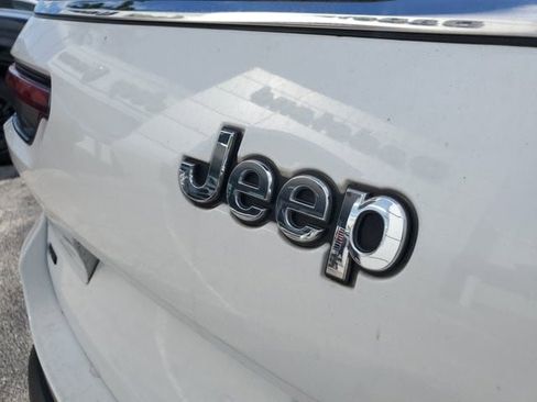 Used 2021 Jeep Grand Cherokee L Limited image 11
