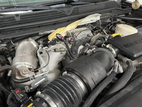 Used 2018 GMC Sierra 2500 Denali w/ Duramax Plus Package AWD/4WD image 46
