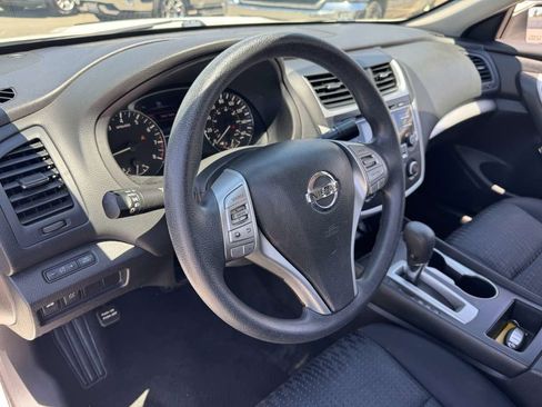 Used 2016 Nissan Altima 2.5 S w/ Power Driver Seat Package FWD image 23
