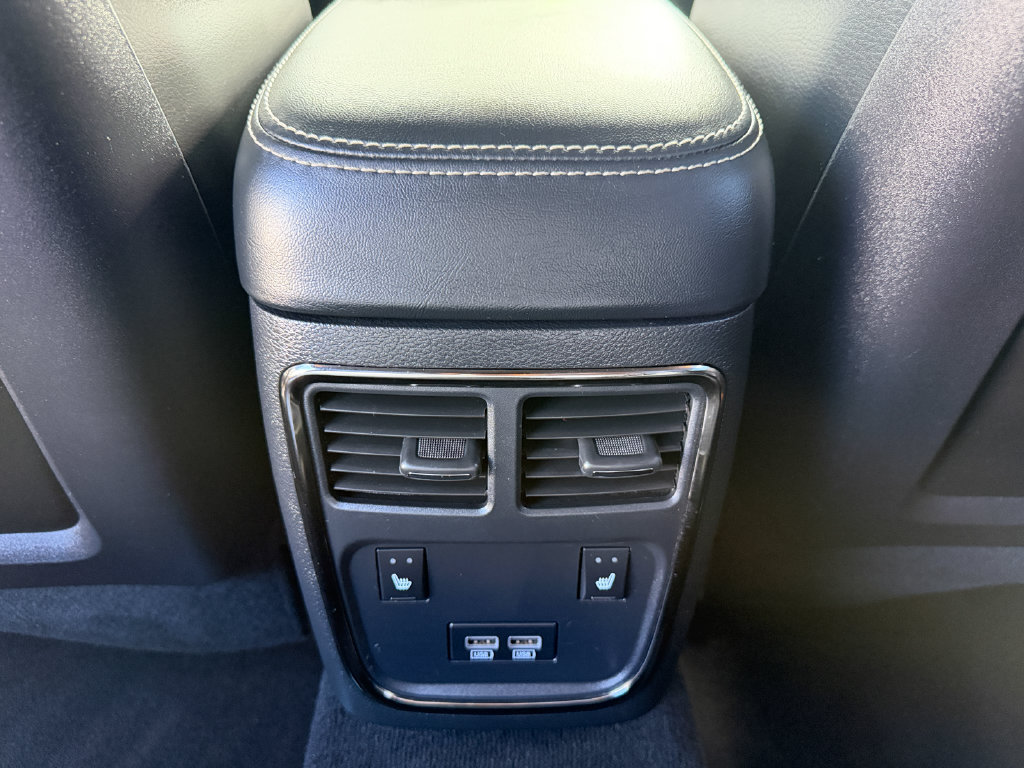 Used 2022 Dodge Charger SRT Hellcat w/ Navigation & Travel Group RWD image 29