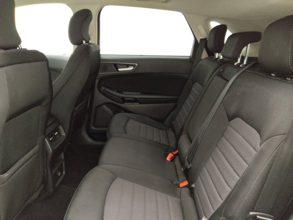 Used 2017 Ford Edge SE AWD/4WD image 18