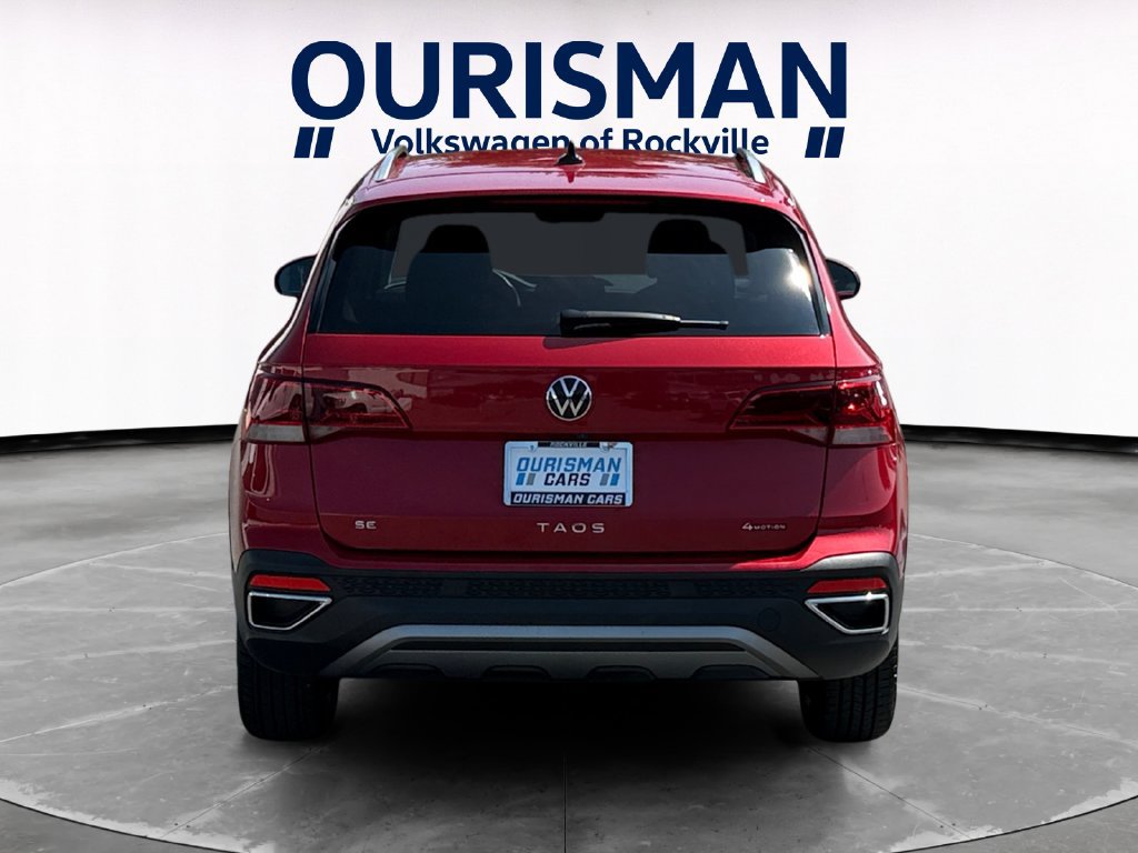 Used 2024 Volkswagen Taos SE AWD/4WD image 5