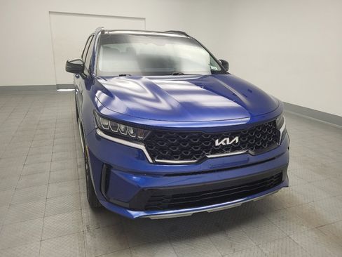 Used 2023 Kia Sorento S w/ Panoramic Sunroof Package image 14