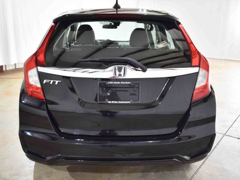 Used 2018 Honda Fit EX image 8