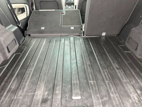 Used 2022 Land Rover Discovery Sport S R-Dynamic image 15