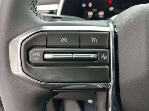 New 2026 GMC Canyon Elevation w/ Convenience Package image 23