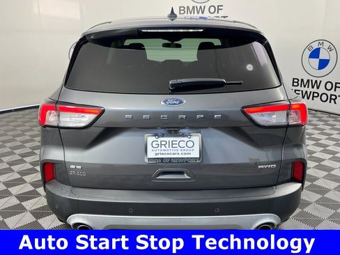 Used 2021 Ford Escape SE image 10