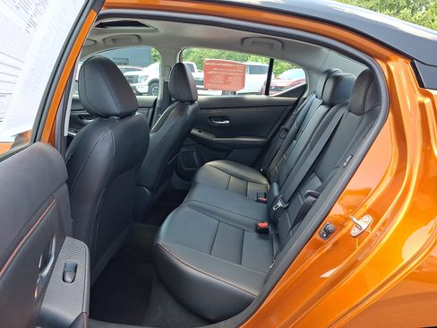 Certified 2025 Nissan Sentra SR w/ SR Premium Package FWD image 12