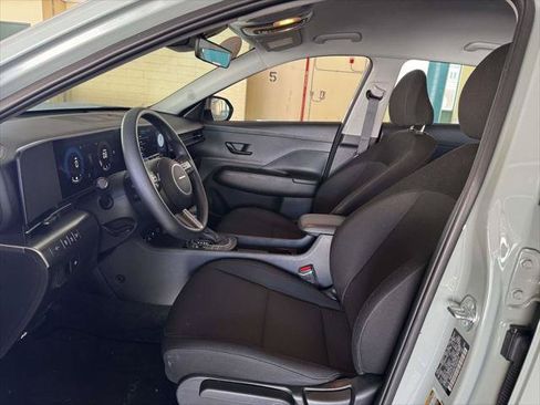 Used 2026 Hyundai Kona SE AWD/4WD image 18