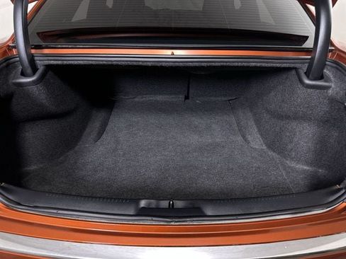 Used 2021 Chrysler 300 Touring RWD image 27