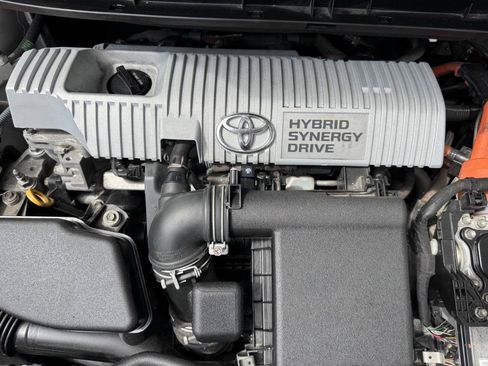 Used 2011 Toyota Prius Two FWD image 29