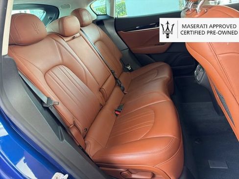 Used 2022 Maserati Levante GT AWD/4WD image 19