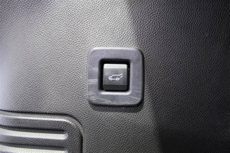 Used 2017 Ford Expedition EL Platinum AWD/4WD image 29