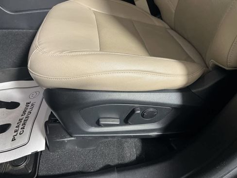 Used 2021 Ford Explorer Limited w/ Equipment Group 301A image 14