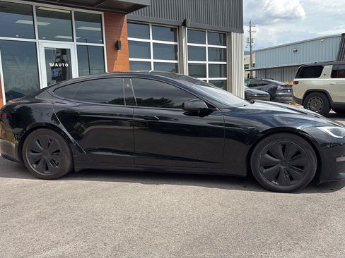 Used 2022 Tesla Model S AWD/4WD image 9