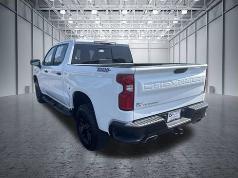 Used 2020 Chevrolet Silverado 1500 LT Trail Boss AWD/4WD image 3