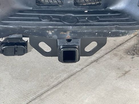 Used 2013 Toyota Tundra 2WD Double Cab Long Bed image 9