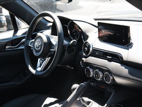 New 2026 MAZDA MX-5 Miata RF Grand Touring RWD image 30