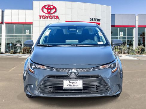 Certified 2023 Toyota Corolla LE image 2